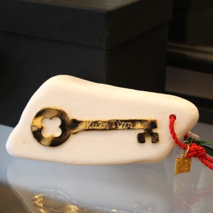 Γούρι Καράβι σε Φυσικό Μάρμαρο Θάσου